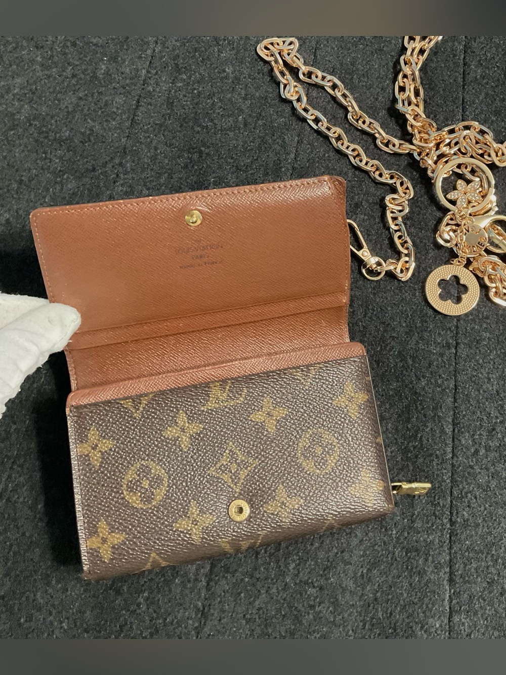 ✅AUTHENTIC LV COMPACT WALLET LOUIS VUITTON MONOGRAM - Picture 2 of 12